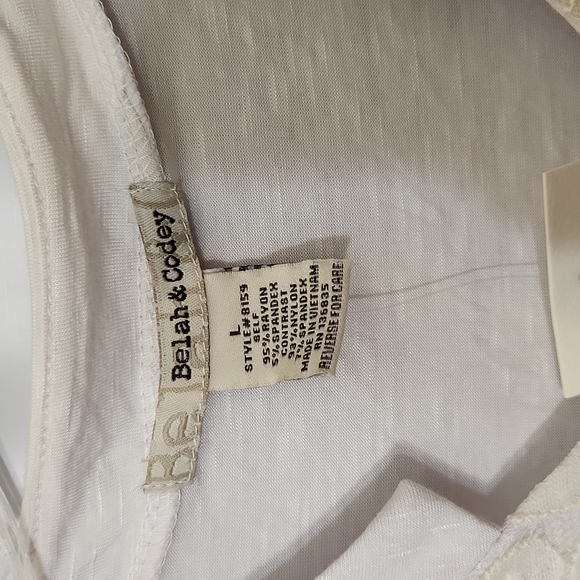 Belah & Codey nwt white shark bite Tunic Top size large - Picture 3 of 6